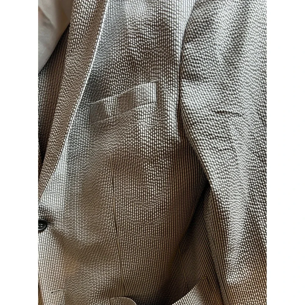 Banana Republic Mens 44R Seersucker Blazer Dark Grey White Striped Sport Coat